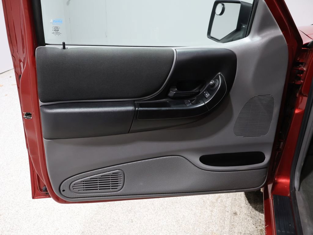 Used 2011 Ford Ranger XLT image 12