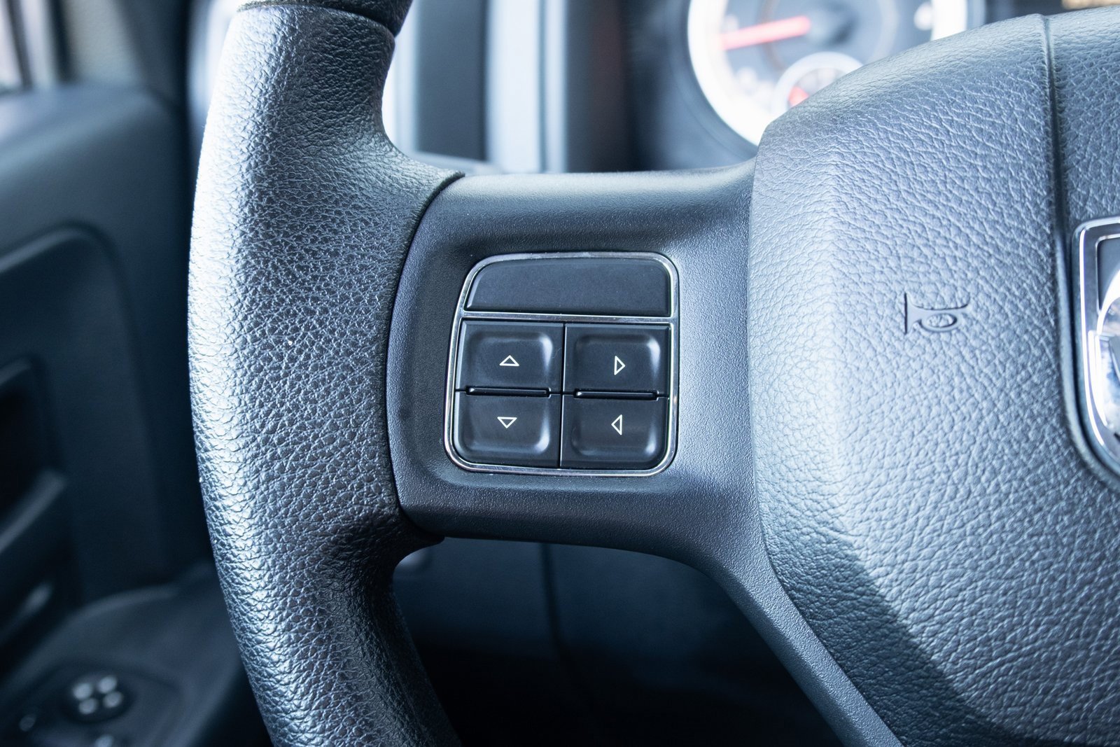 Used 2017 RAM 1500 Tradesman w/ Chrome Appearance Group image 5