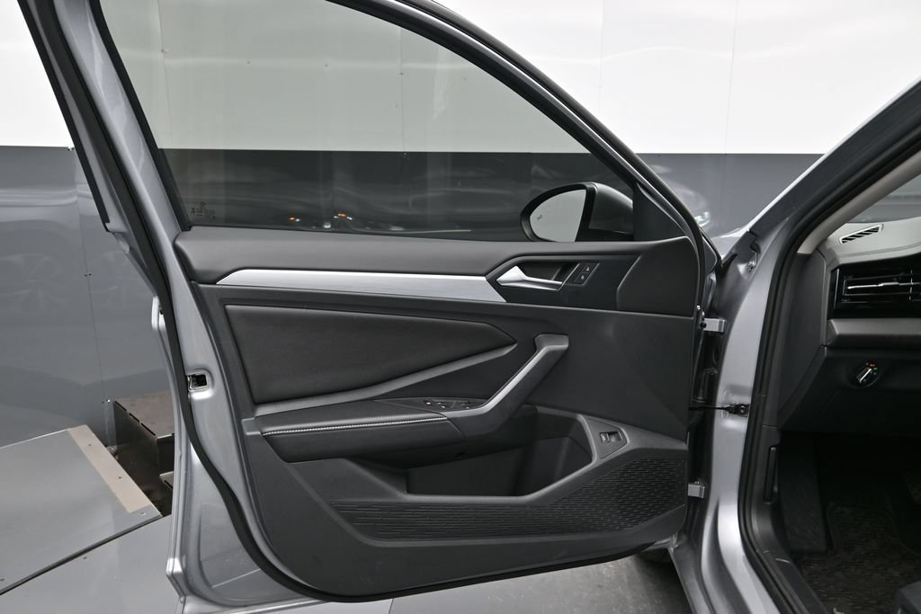 Used 2026 Volkswagen Jetta S FWD image 10
