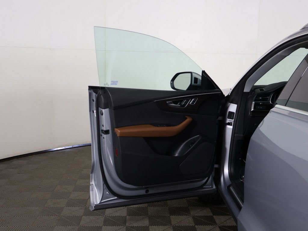 Used 2022 Audi Q8 Premium AWD/4WD image 20
