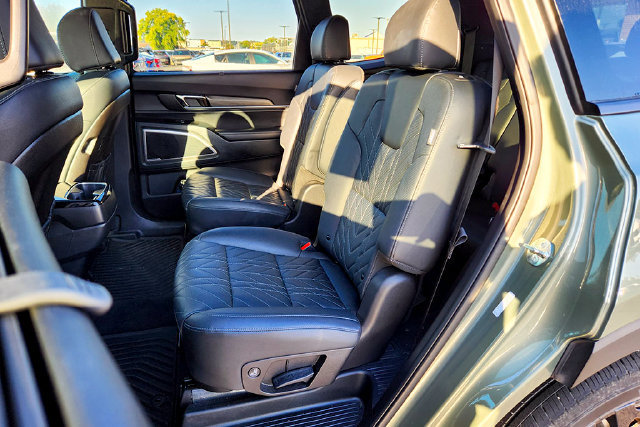 Used 2025 Kia Telluride EX X-Line AWD/4WD image 24