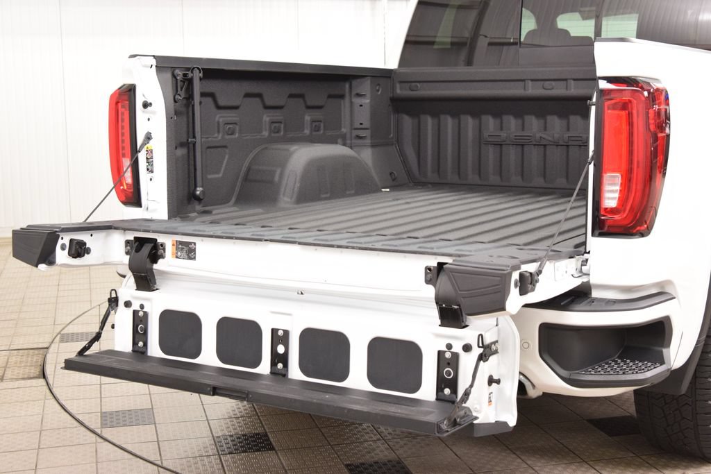 Used 2024 GMC Sierra 1500 Denali w/ Denali Reserve Package AWD/4WD image 27