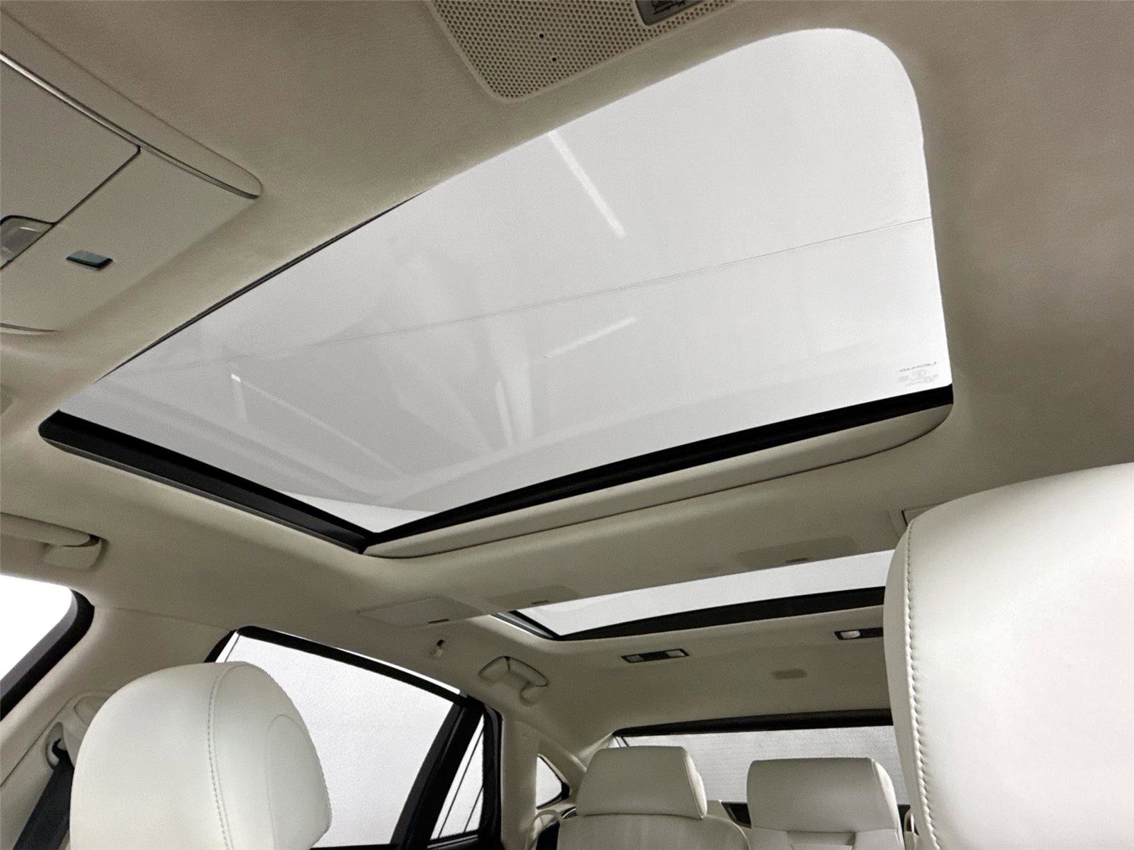 Used 2022 Lexus LS 500 RWD image 6
