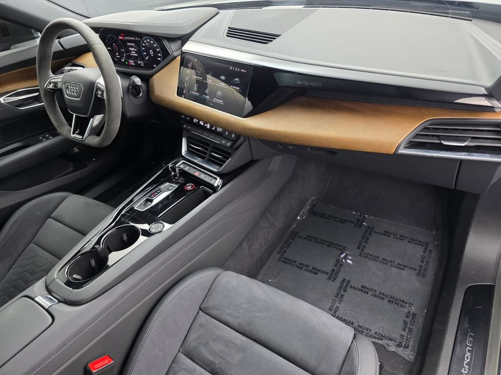 Used 2023 Audi e-tron GT Premium Plus AWD/4WD image 29