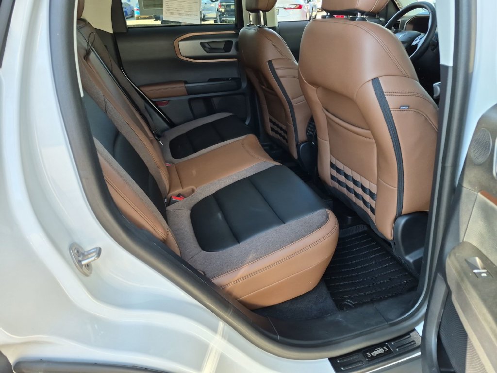 Used 2025 Ford Bronco Sport Outer Banks w/ Outer Banks Tech Package+ AWD/4WD image 29