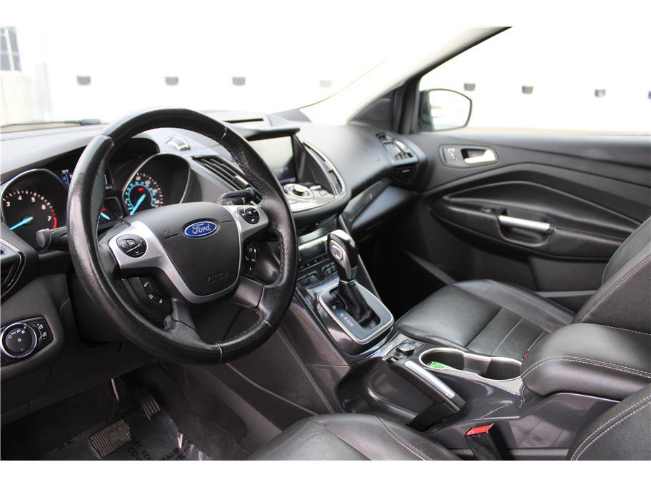 Used 2014 Ford Escape Titanium w/ Equipment Group 401A AWD/4WD image 9