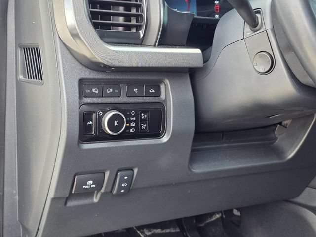 Used 2023 Ford F250 Platinum AWD/4WD image 21