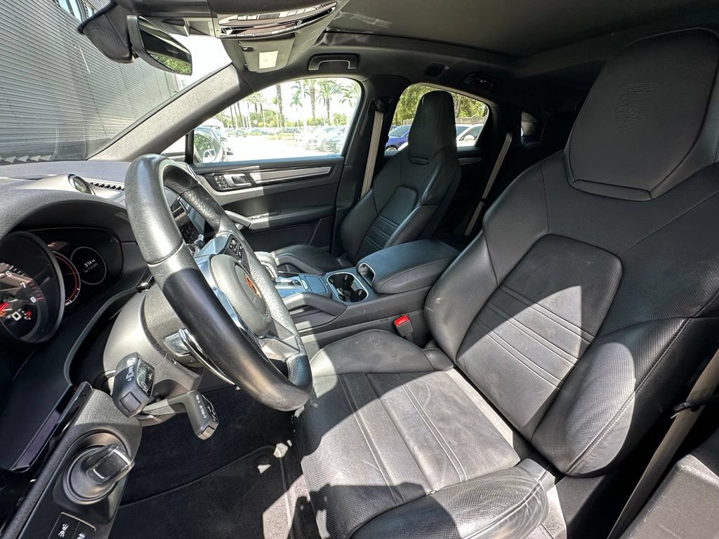 Certified 2023 Porsche Cayenne Platinum Edition AWD/4WD image 5