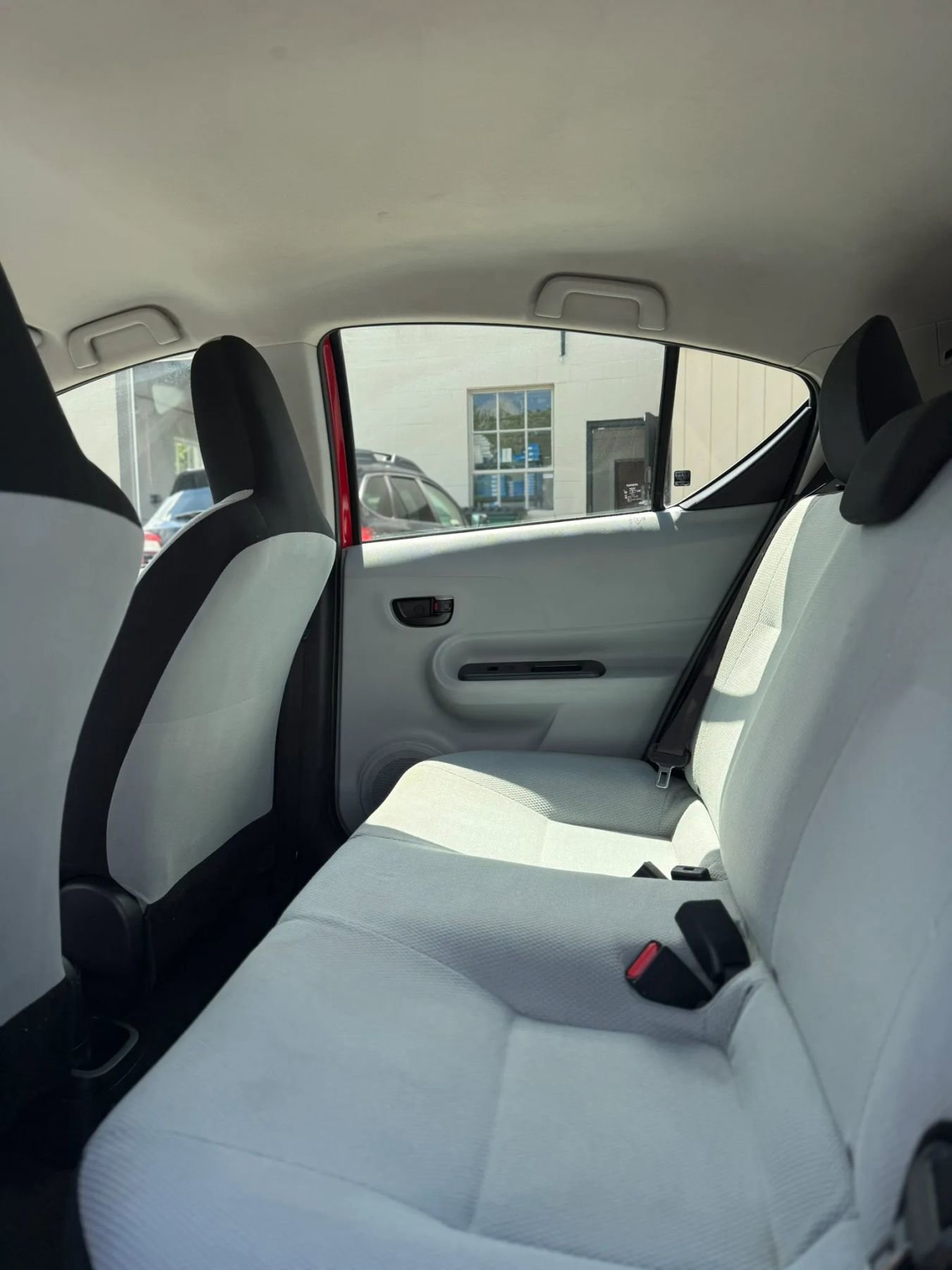 Used 2012 Toyota Prius C One FWD image 27