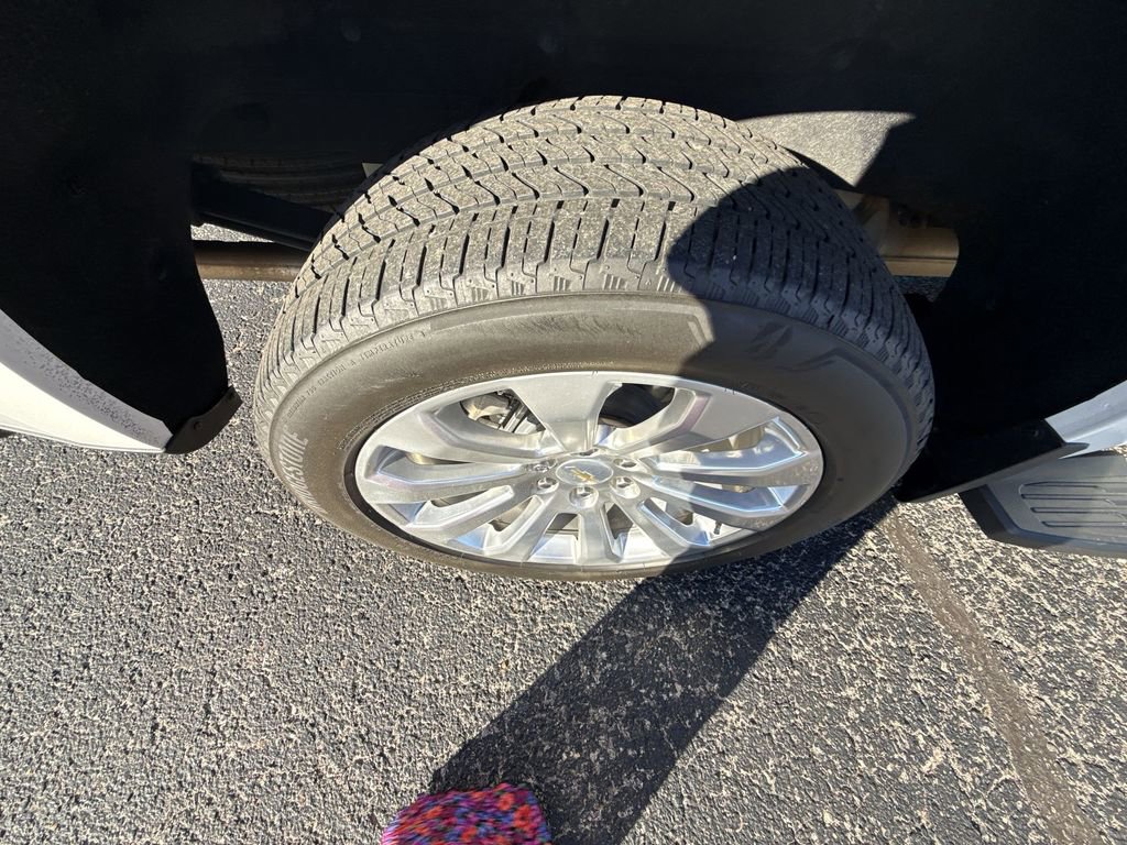 Certified 2021 Chevrolet Silverado 1500 High Country w/ Technology Package image 40