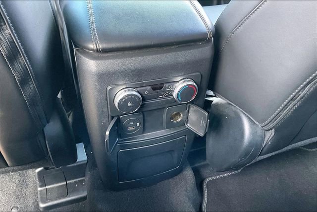 Used 2022 Ford Explorer XLT w/ Equipment Group 202A image 10