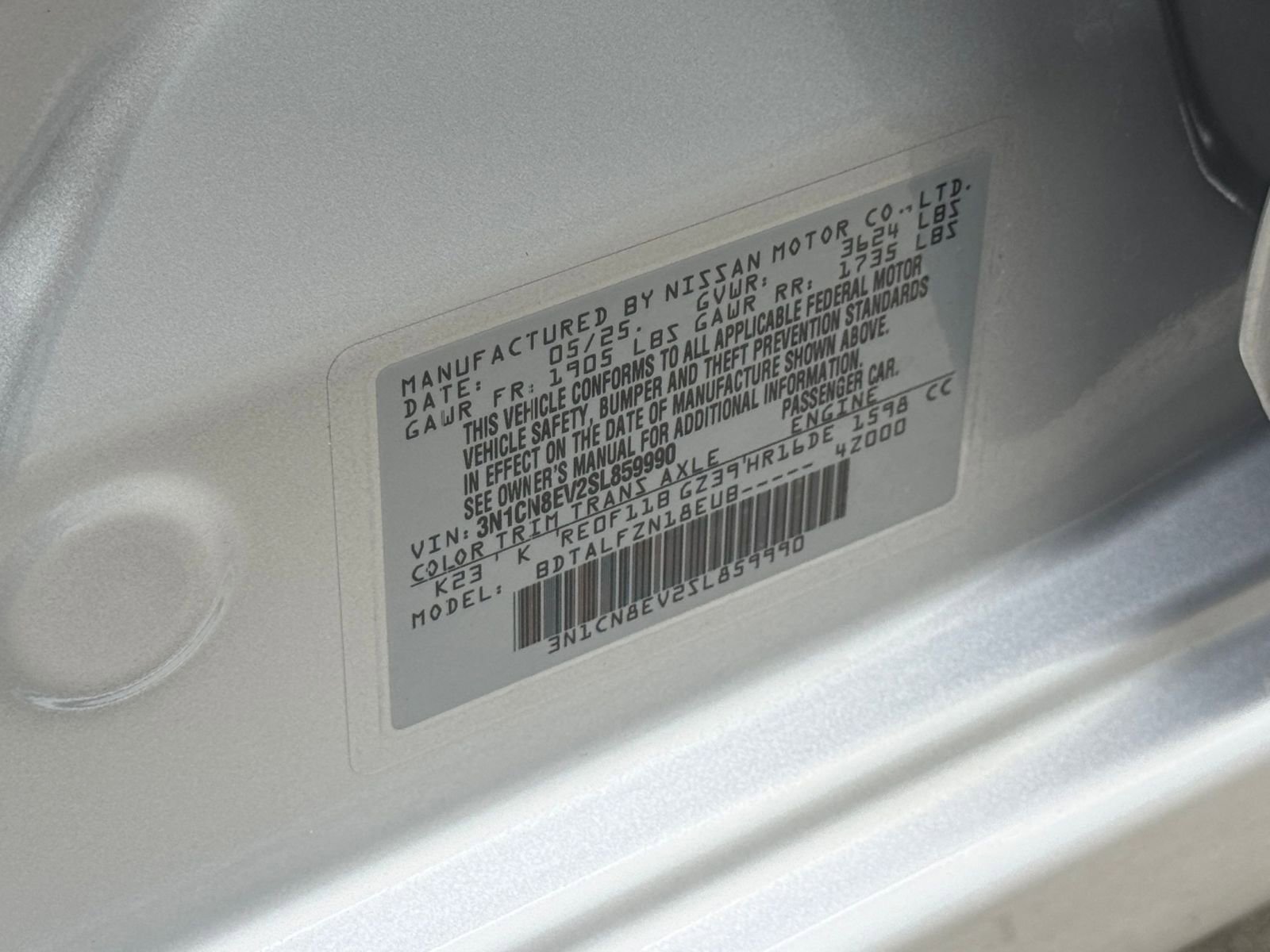 Used 2025 Nissan Versa SV FWD image 28