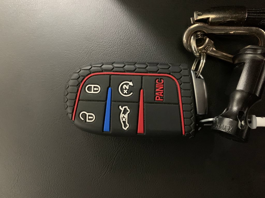Used 2023 Dodge Challenger SXT w/ Blacktop Package AWD/4WD image 30