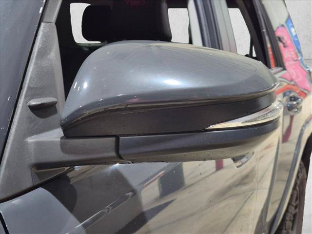 Used 2024 Toyota 4Runner TRD Off-Road Premium w/ Moonroof Package AWD/4WD image 10
