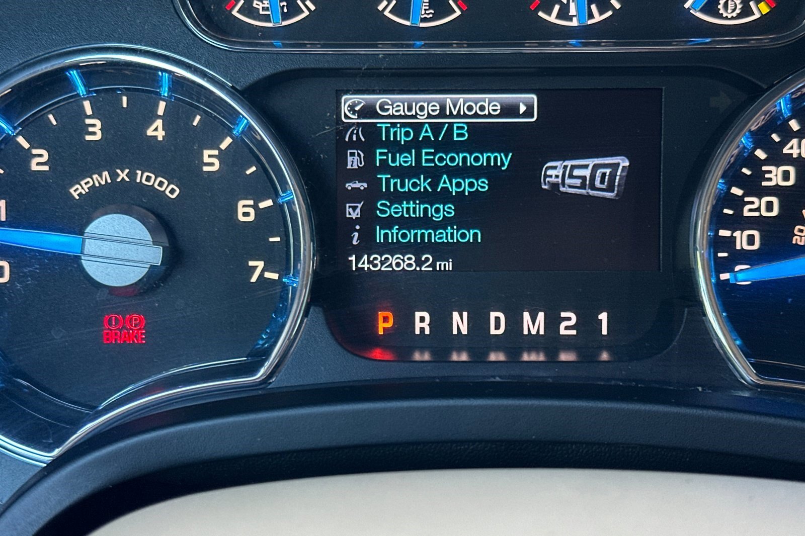 Used 2014 Ford F150 King Ranch w/ King Ranch Luxury Package AWD/4WD image 31