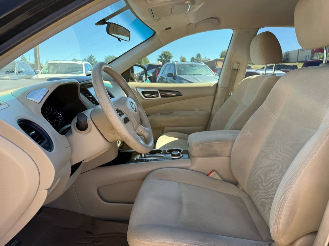 Used 2013 Nissan Pathfinder S AWD/4WD image 15