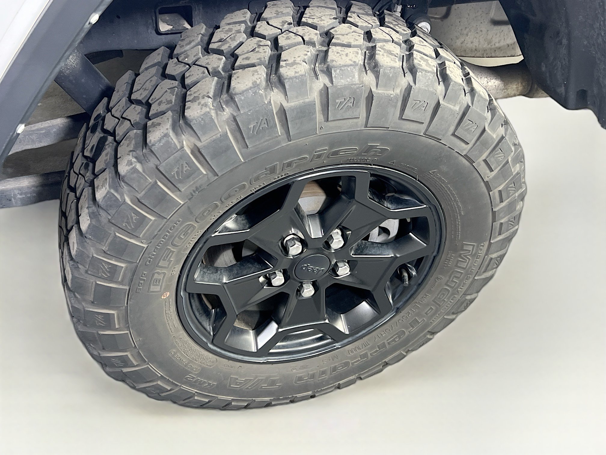 Used 2023 Jeep Gladiator Sport AWD/4WD image 27