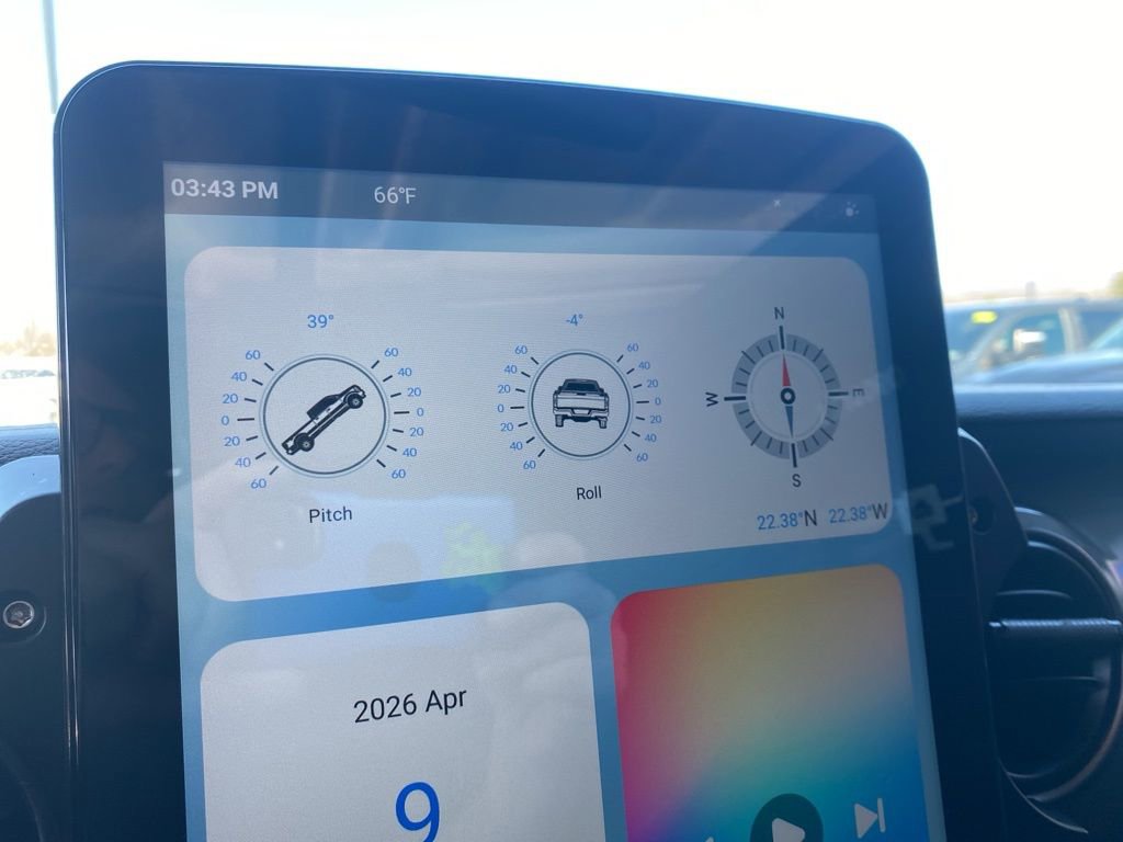 Used 2020 Jeep Gladiator Sport AWD/4WD image 15