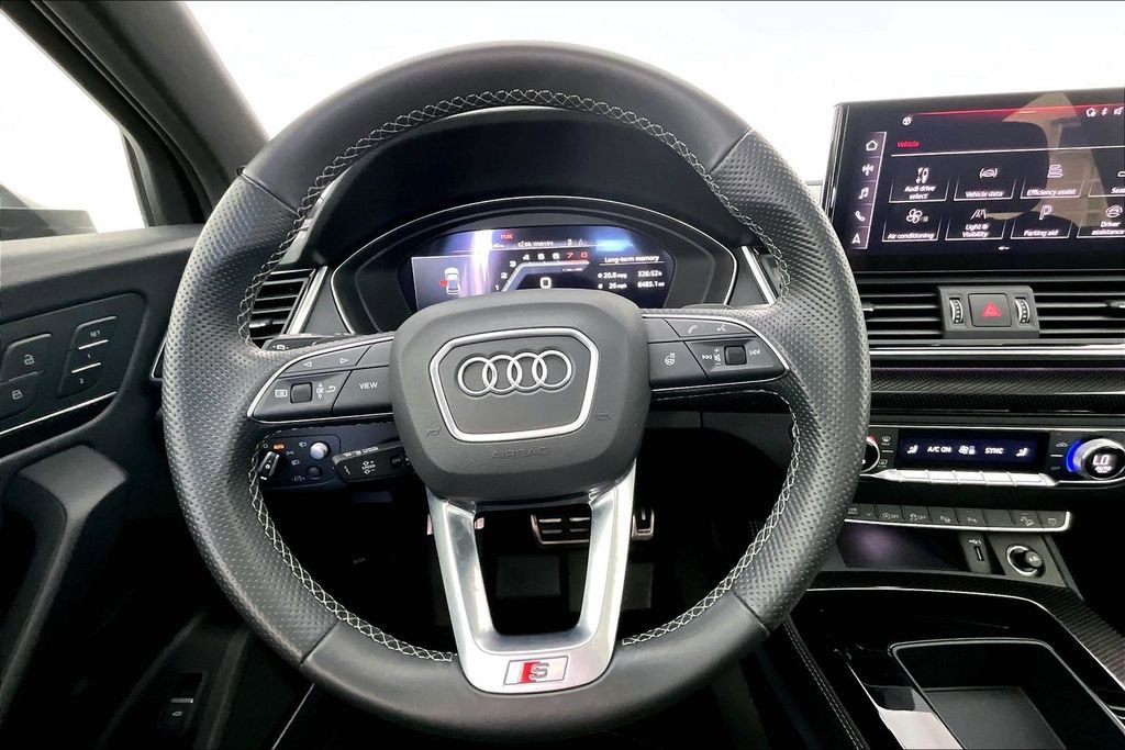 Used 2023 Audi SQ5 Prestige w/ Prestige Package image 7