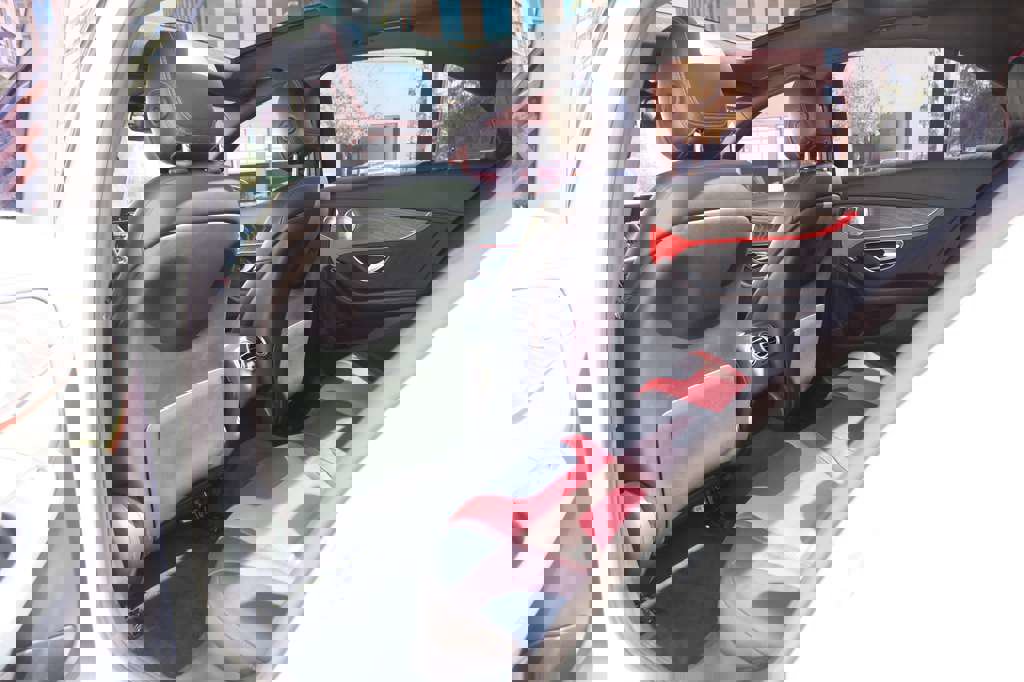 Used 2016 Mercedes-Benz C 63 AMG S image 21