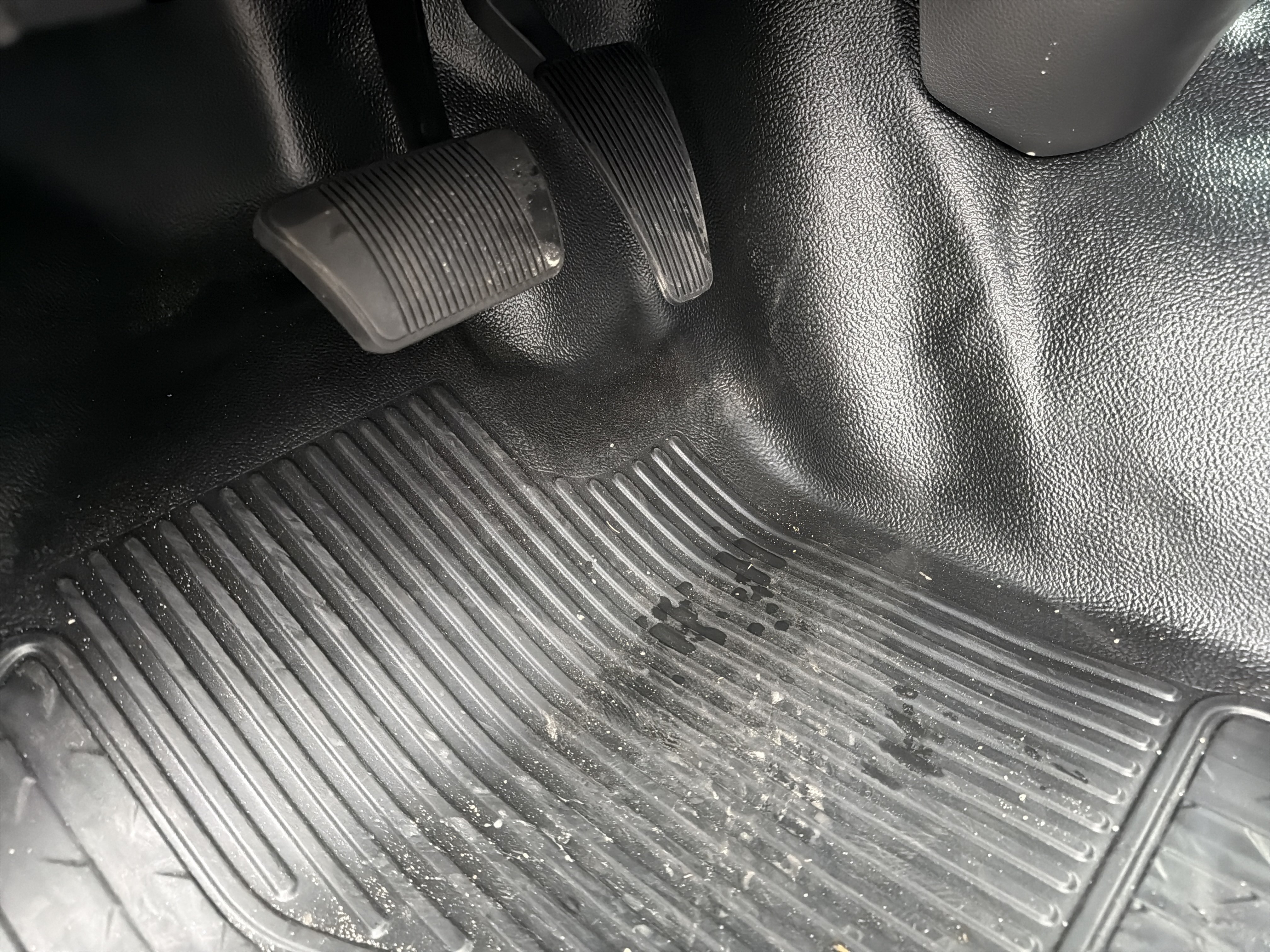 Used 2025 RAM 3500 Big Horn AWD/4WD image 15