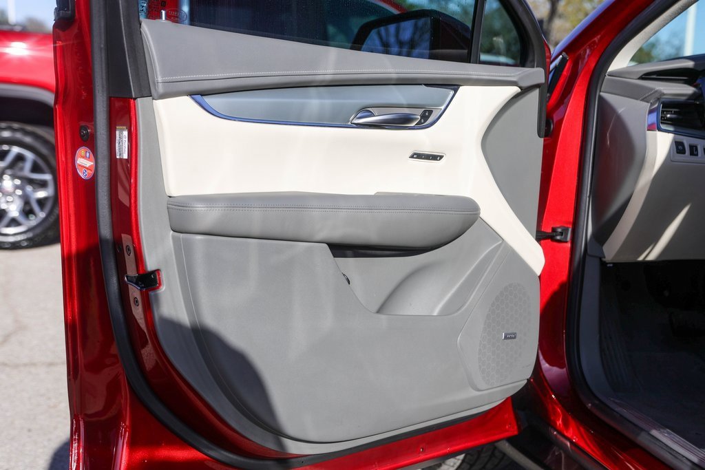 Certified 2021 Cadillac XT5 Premium Luxury image 26