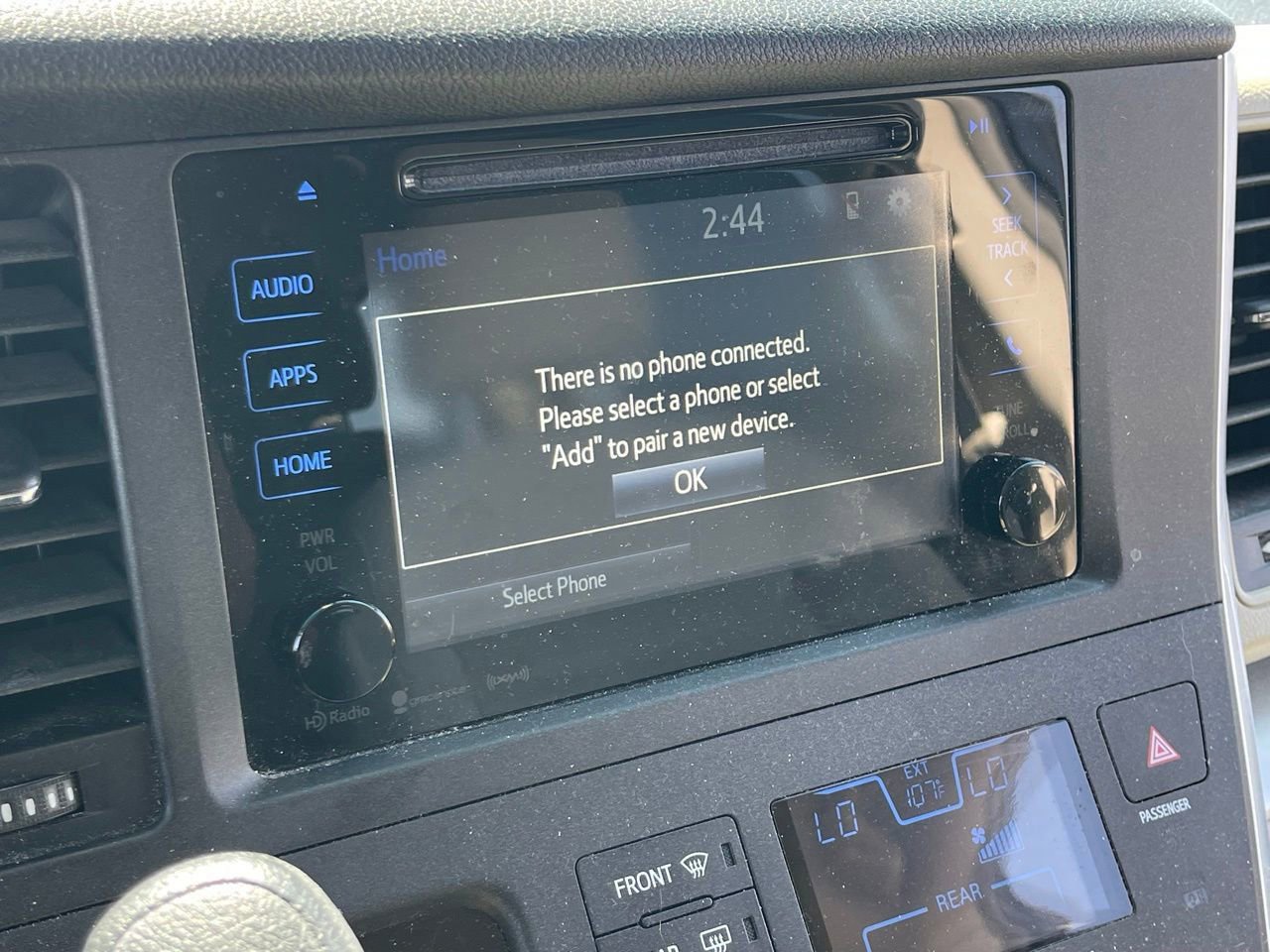 Used 2017 Toyota Sienna LE FWD image 12