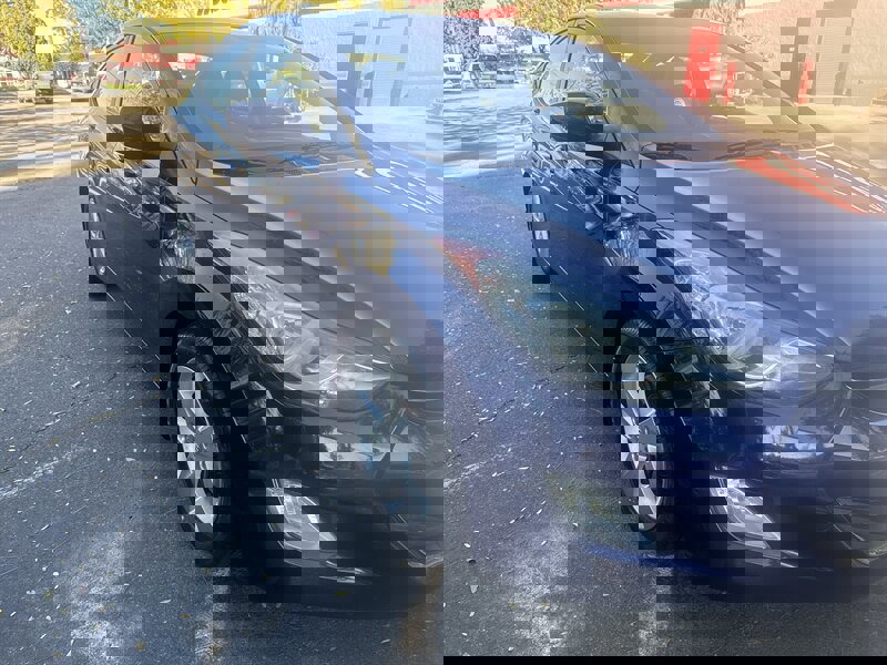 Used 2013 Hyundai Elantra GLS w/ Preferred Pkg image 14