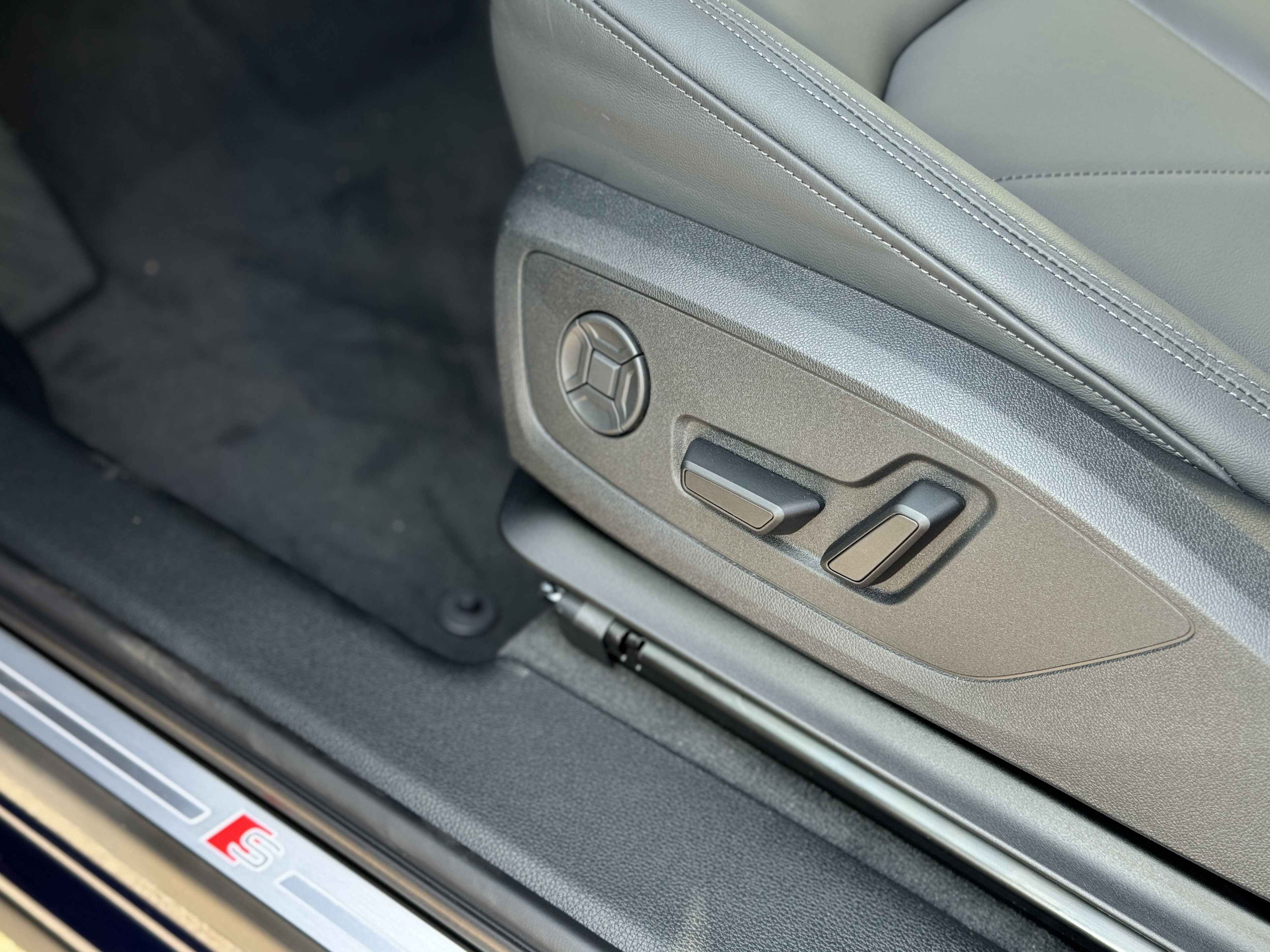 New 2025 Audi Q3 2.0T Premium Plus image 15