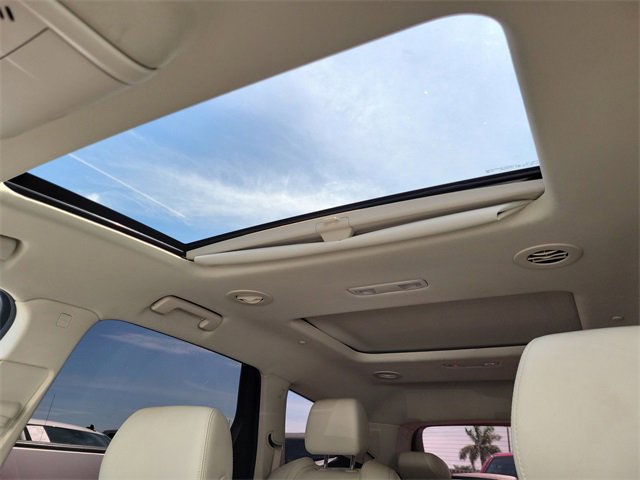 Used 2022 Buick Enclave Essence w/ Experience Buick Package image 19