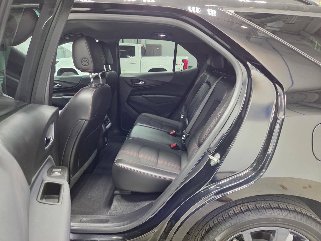 Used 2022 Chevrolet Equinox RS AWD/4WD image 19