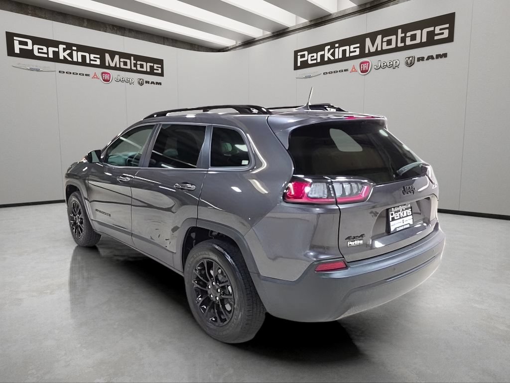 Used 2023 Jeep Cherokee Altitude Lux AWD/4WD image 3