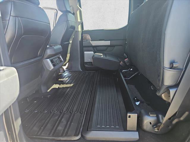 Certified 2024 Ford F250 Lariat w/ Black Appearance Package image 14