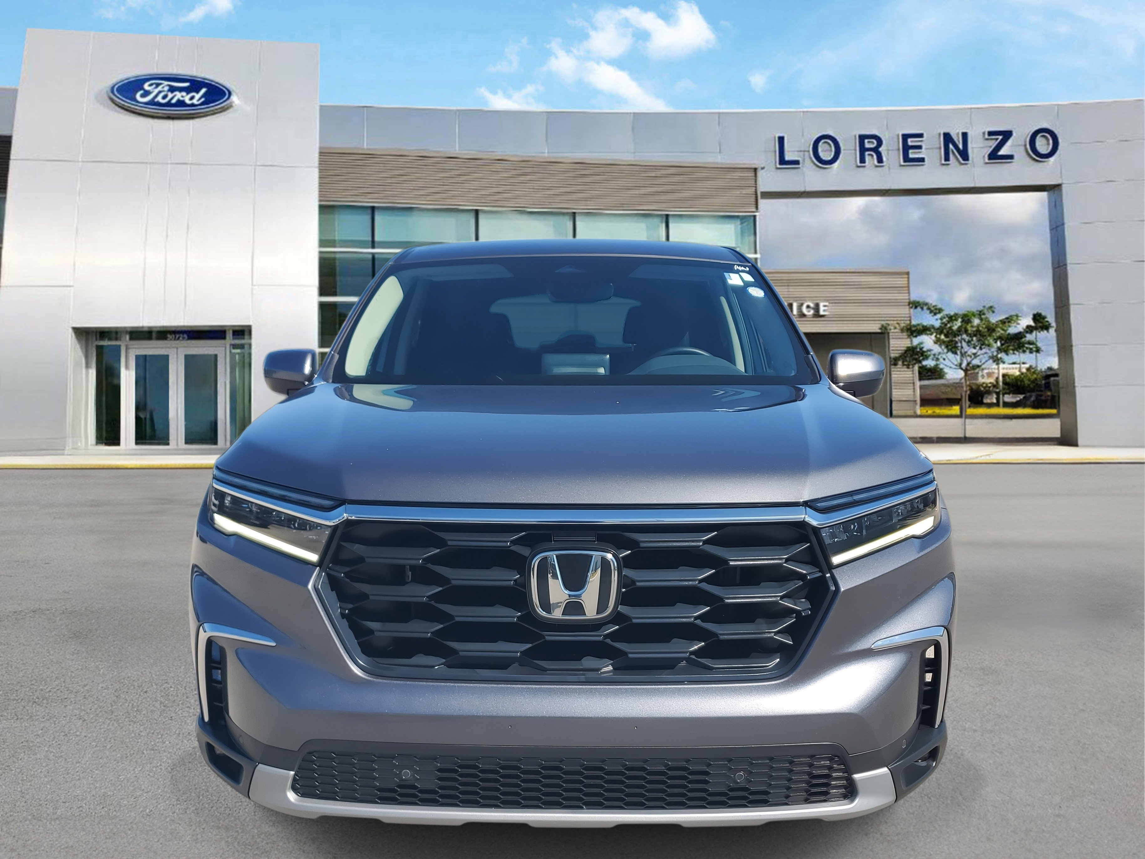 Used 2025 Honda Pilot EX-L image 2