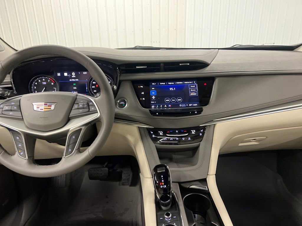 New 2026 Cadillac XT5 Premium Luxury w/ Driver Assist Package image 16
