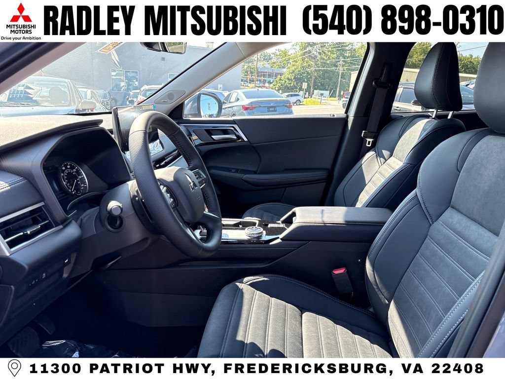New 2026 Mitsubishi Outlander SE AWD/4WD image 3