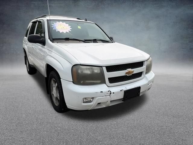 Used 2008 Chevrolet TrailBlazer LT w/ Sun And Sound Package AWD/4WD image 4