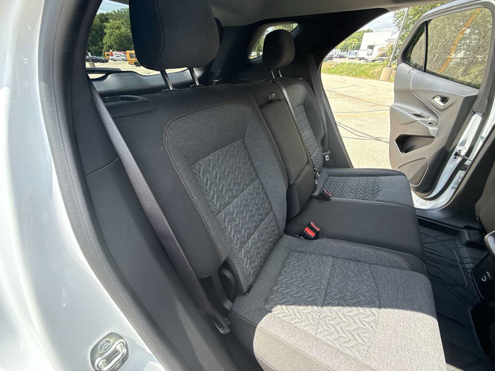 Certified 2024 Chevrolet Equinox LT w/ LPO, Floor Liner Package FWD image 25