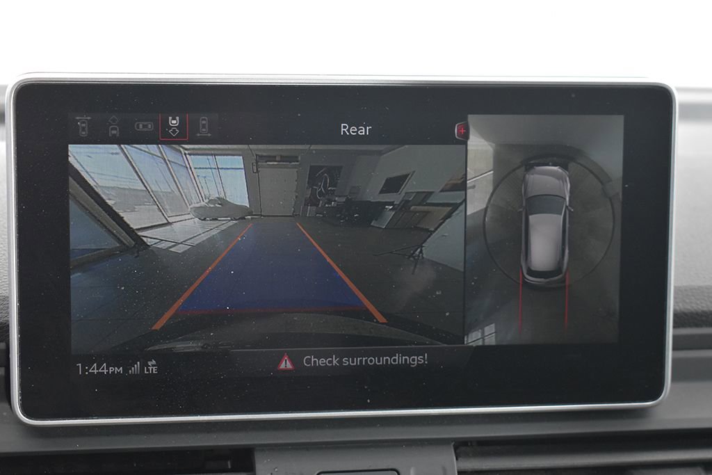 Used 2020 Audi Q5 e Prestige w/ Prestige Package image 20