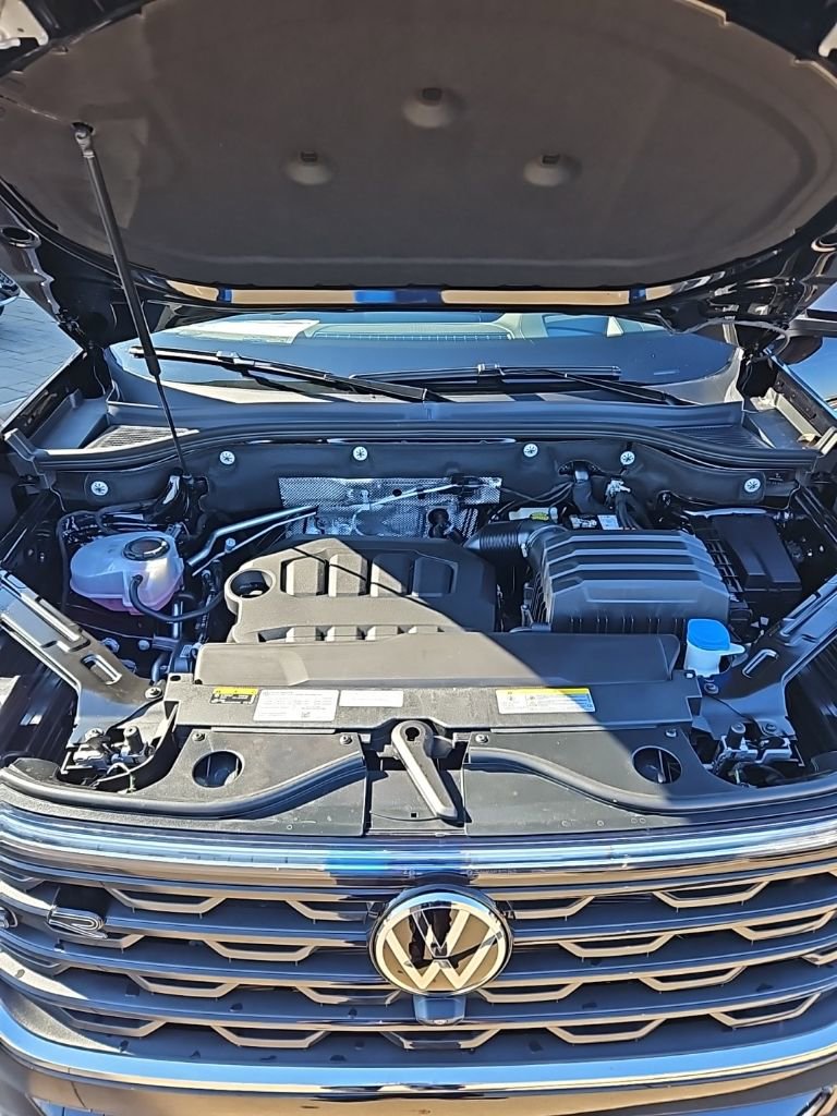 New 2026 Volkswagen Atlas Cross Sport SEL Premium R-Line AWD/4WD image 10