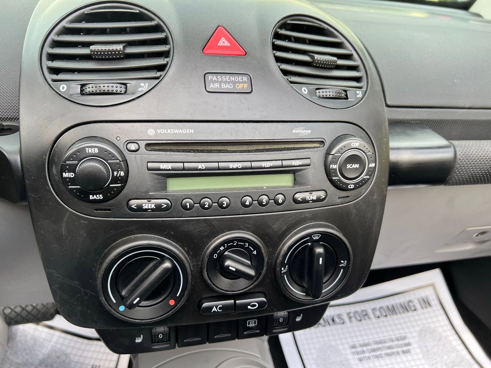 Used 2005 Volkswagen Beetle GLS FWD image 25