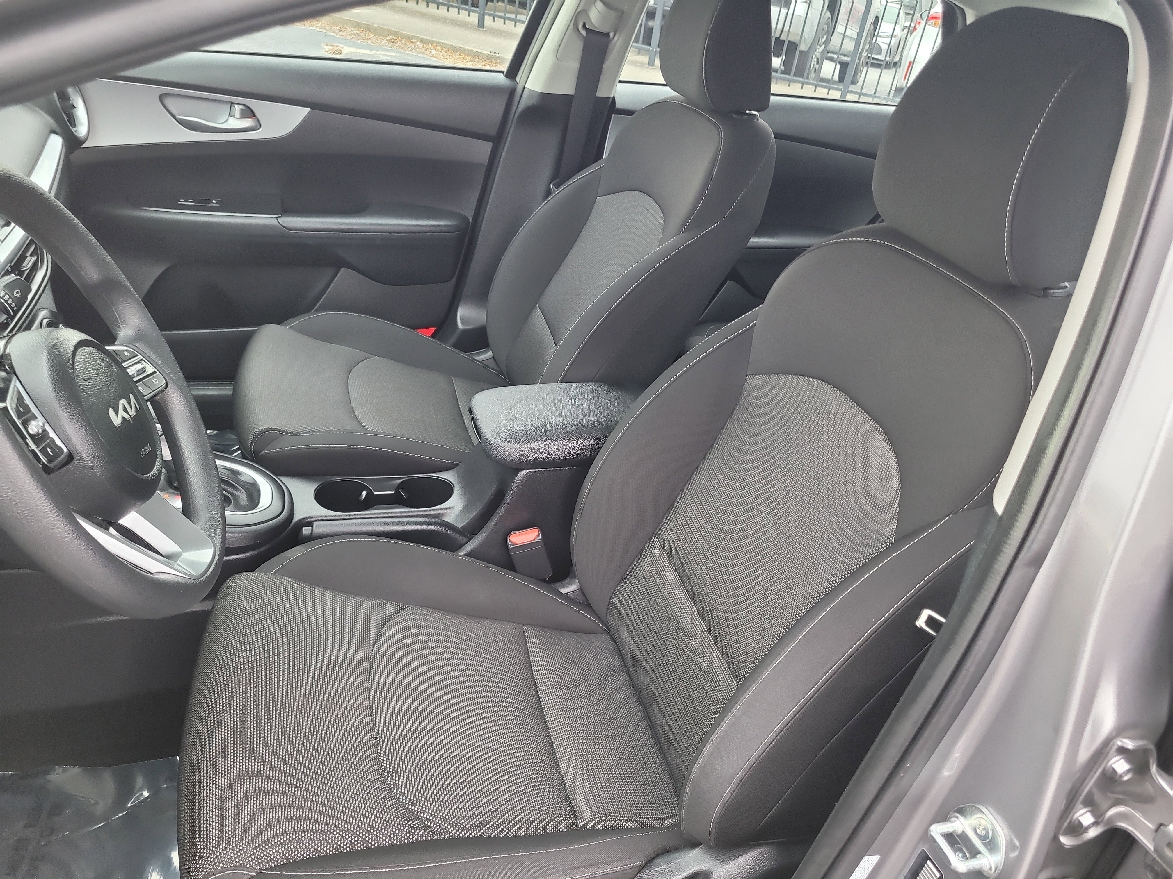 Used 2024 Kia Forte LXS image 17