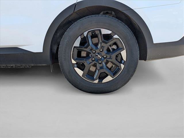 Used 2024 Kia Sorento S image 15