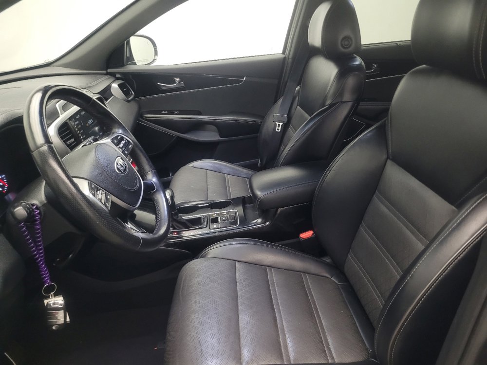 Used 2019 Kia Sorento SX FWD image 17