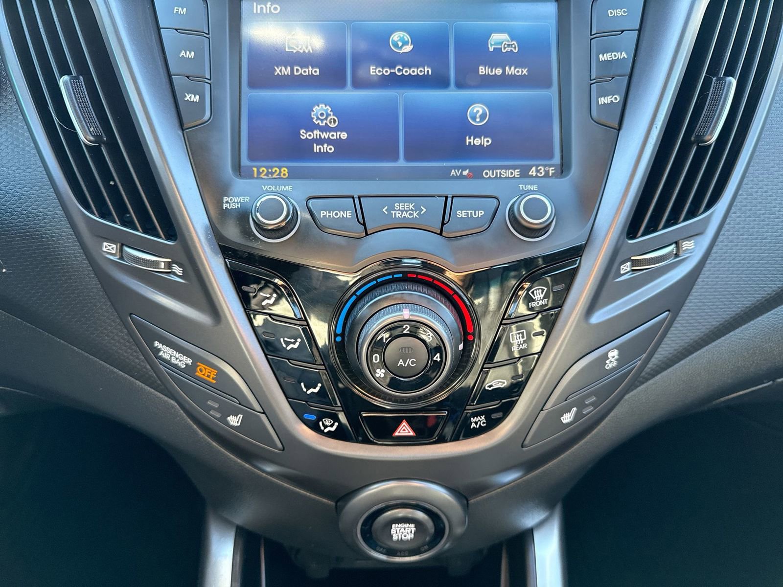 Used 2014 Hyundai Veloster Turbo image 19