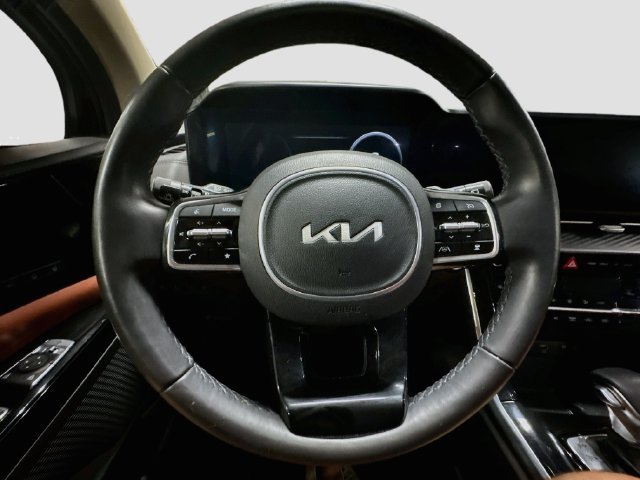 Certified 2024 Kia Carnival SX Prestige FWD image 15