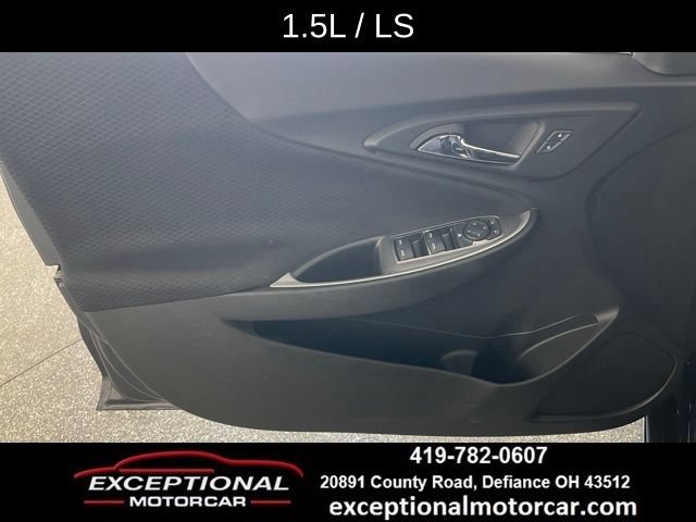 Used 2023 Chevrolet Malibu LS FWD image 34