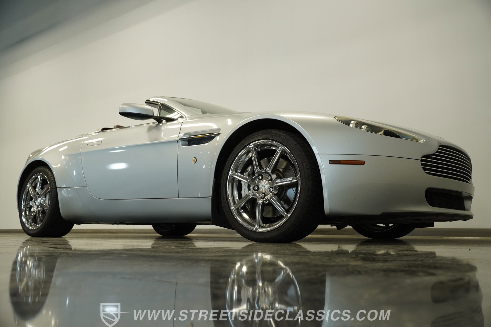 Used 2008 Aston Martin V8 Vantage Roadster image 22