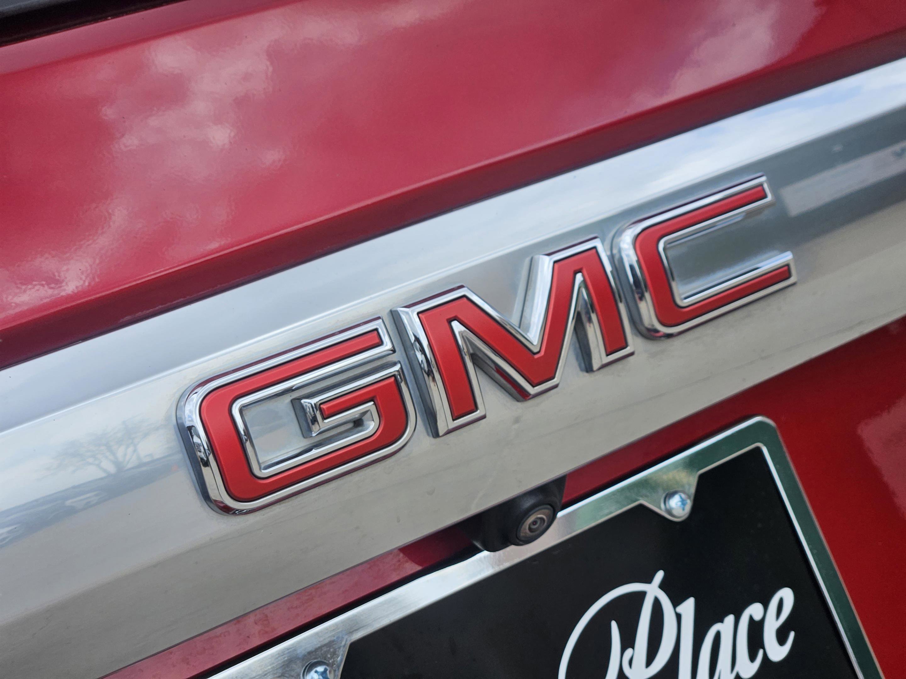 Used 2023 GMC Yukon Denali w/ LPO, Floor Liner Package image 5