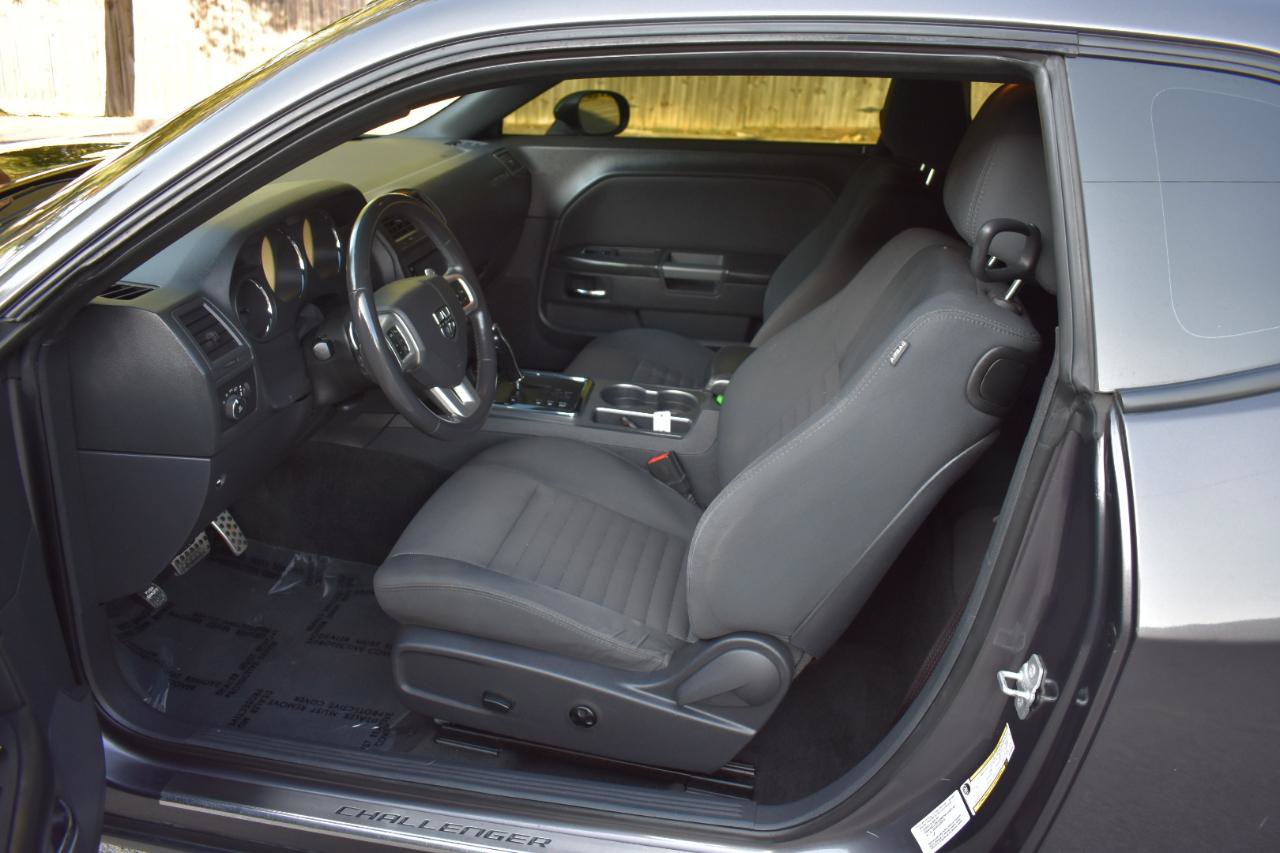 Used 2014 Dodge Challenger R/T w/ Blacktop Package RWD image 12